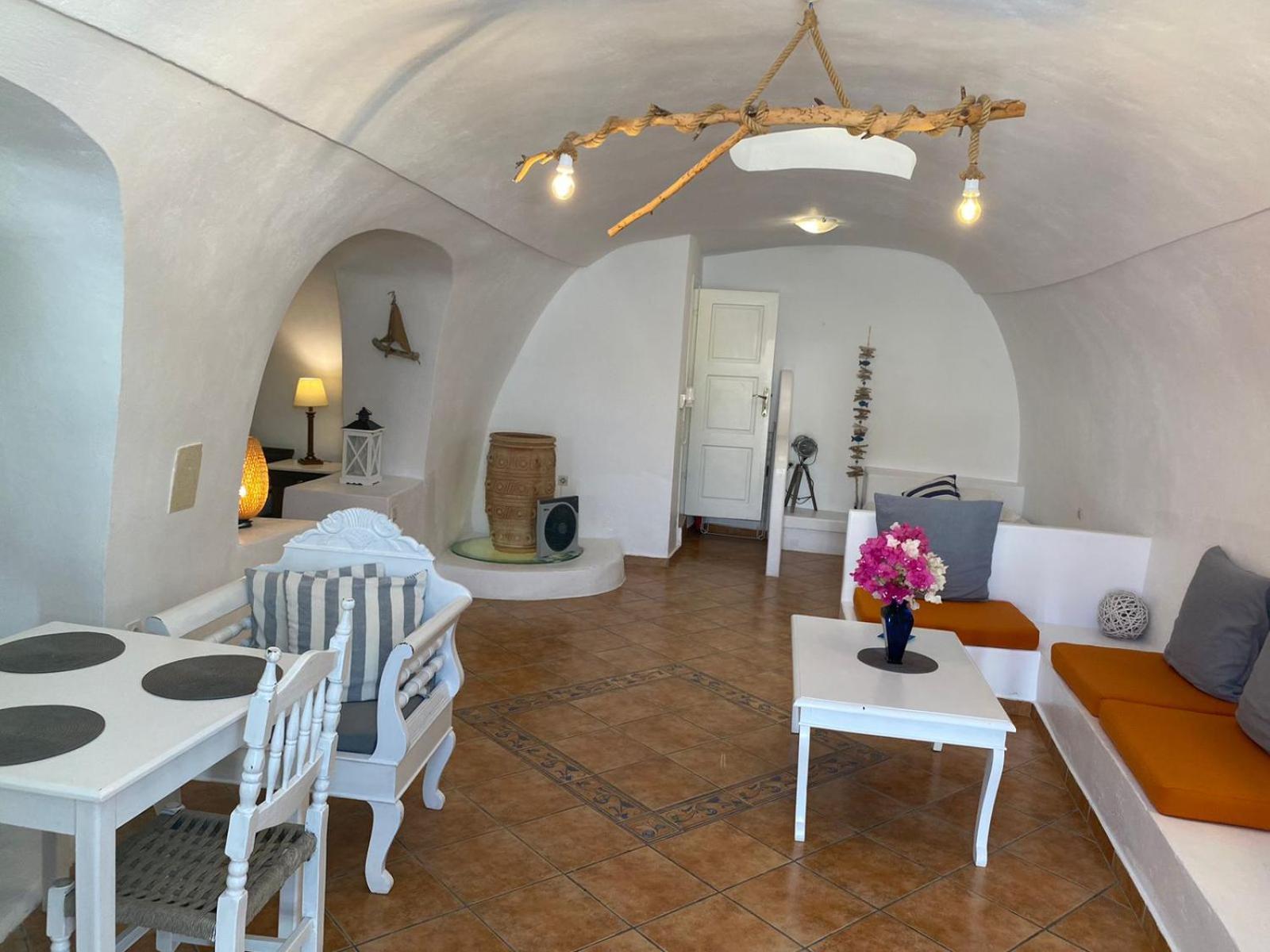 Palm Tree Hill Guest House Oia  Exterior photo