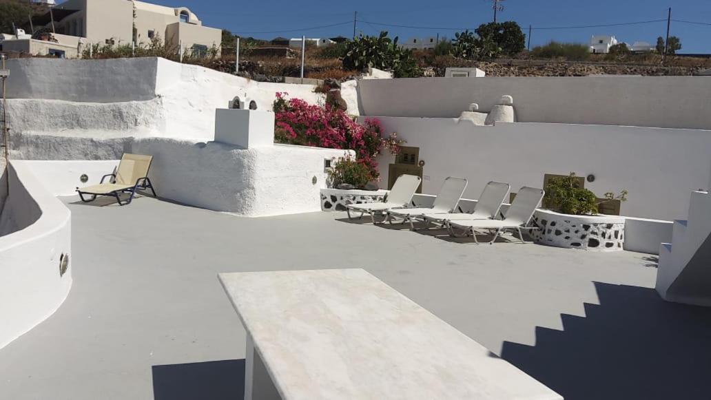 Palm Tree Hill Guest House Oia  Exterior photo