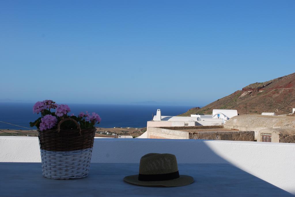 Palm Tree Hill Guest House Oia  Exterior photo