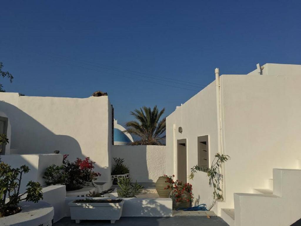 Palm Tree Hill Guest House Oia  Exterior photo