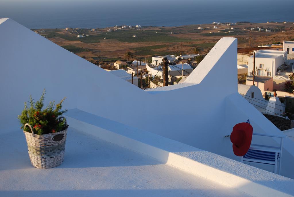 Palm Tree Hill Guest House Oia  Exterior photo