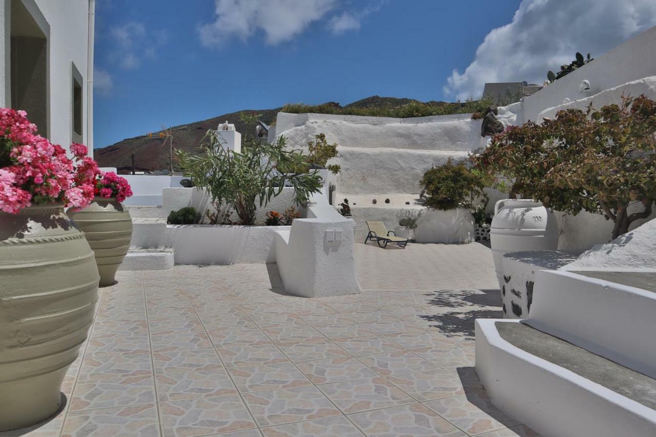 Palm Tree Hill Guest House Oia  Exterior photo